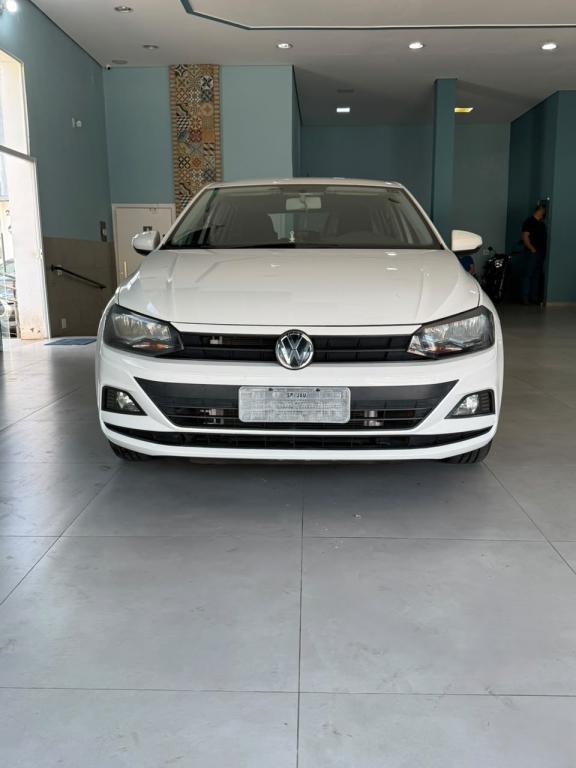 VOLKSWAGEN Polo Hatch - Foto