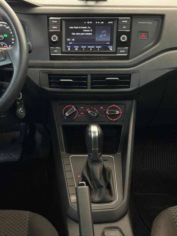 VOLKSWAGEN Polo Hatch - Foto