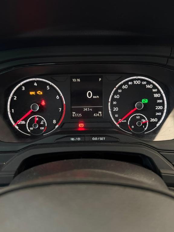 VOLKSWAGEN Polo Hatch - Foto