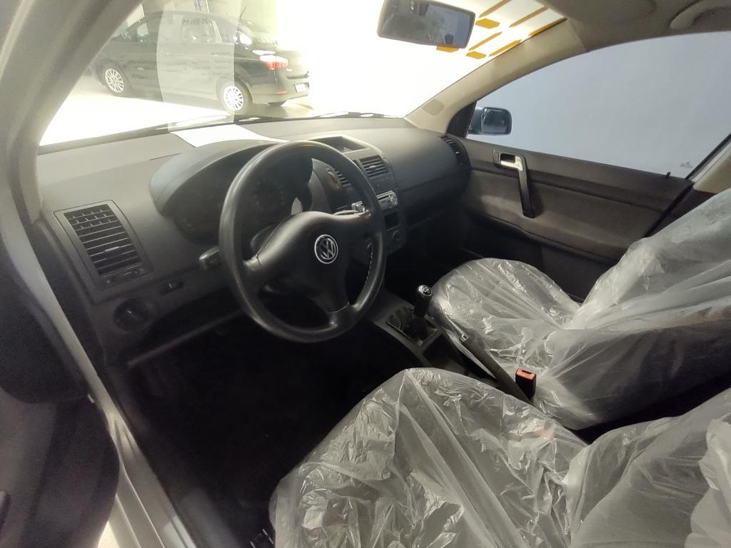 VOLKSWAGEN Polo Hatch - Foto