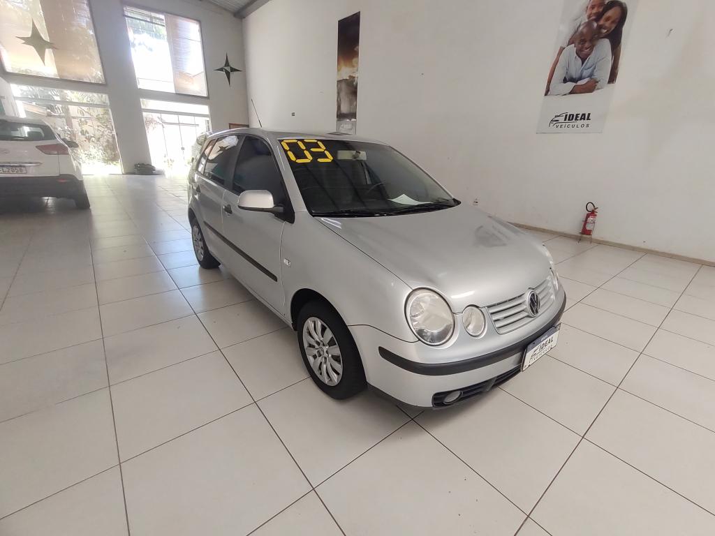 VOLKSWAGEN Polo Hatch - Foto