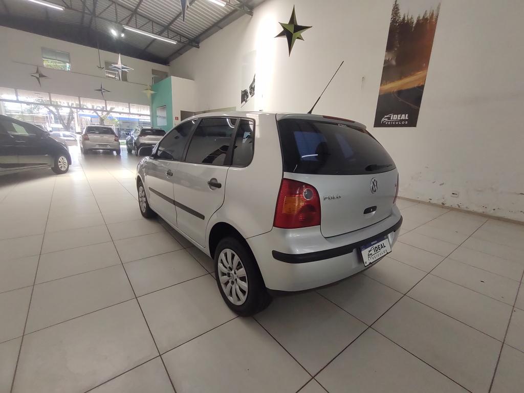 VOLKSWAGEN Polo Hatch - Foto