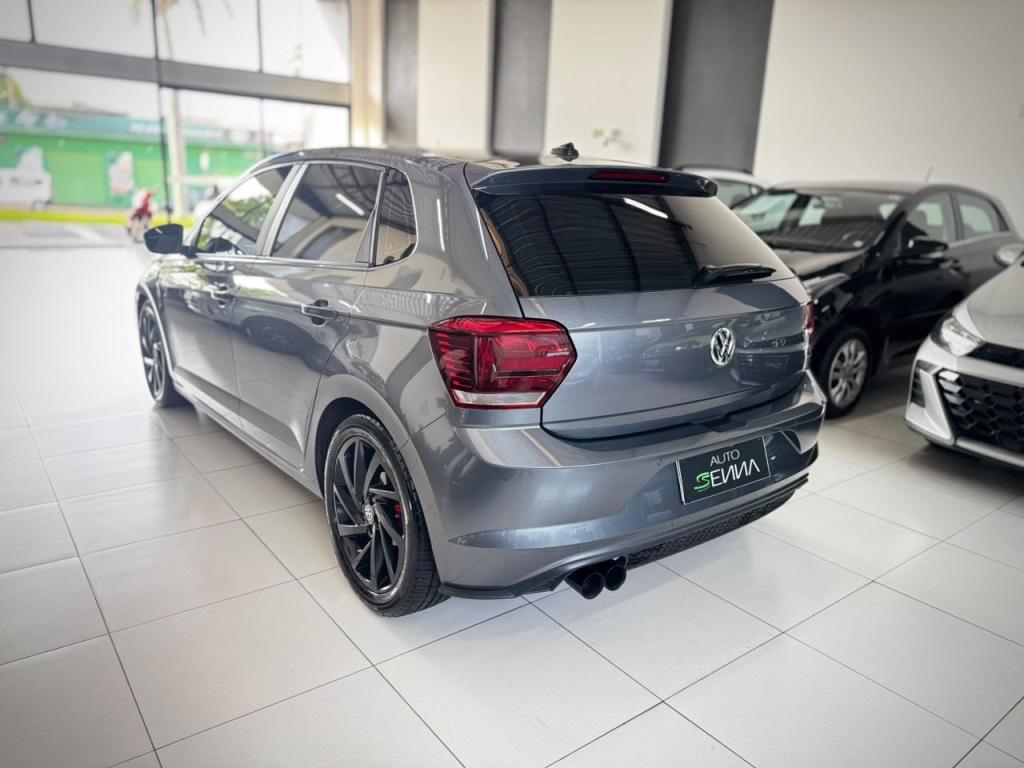 VOLKSWAGEN Polo Hatch - Foto