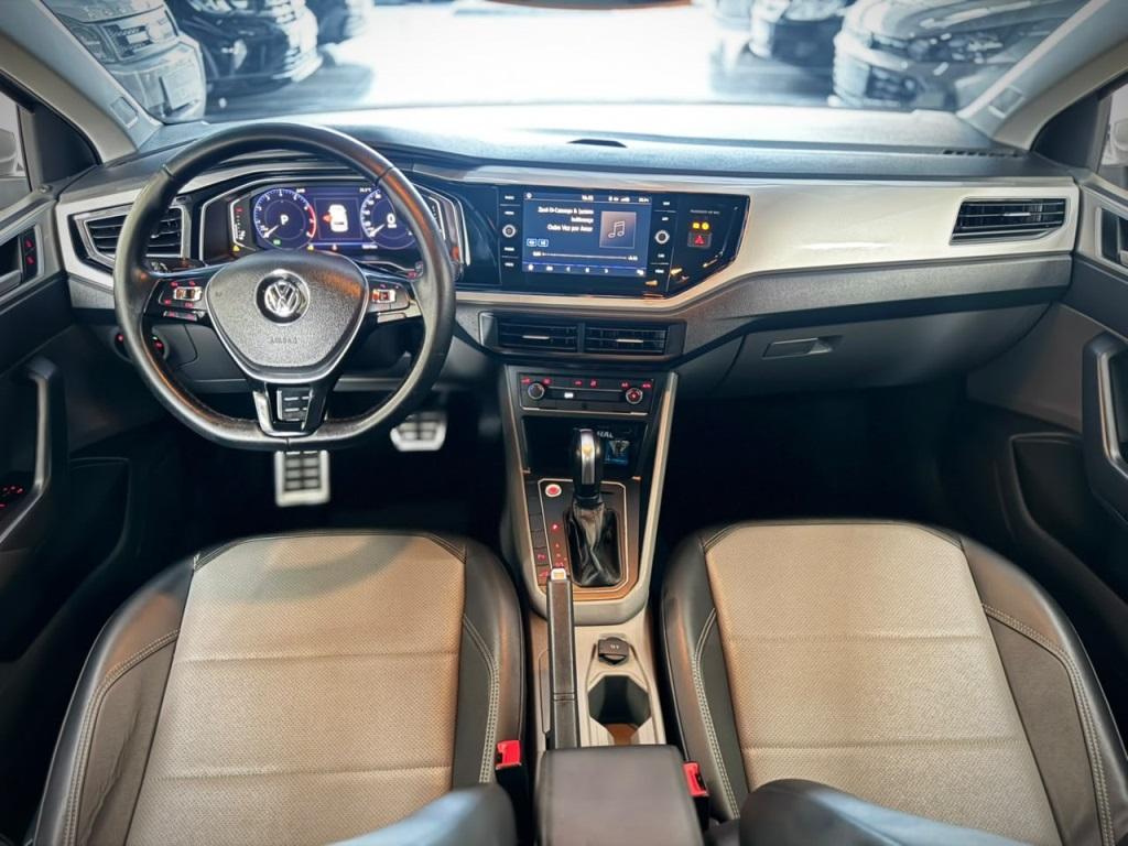 VOLKSWAGEN Polo Hatch - Foto