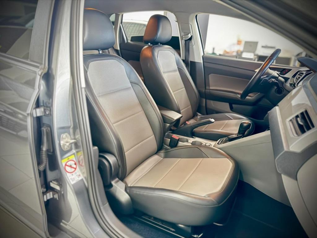 VOLKSWAGEN Polo Hatch - Foto
