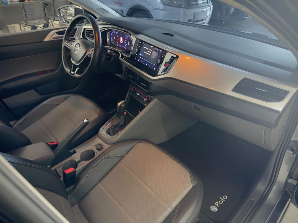 VOLKSWAGEN Polo Hatch - Foto