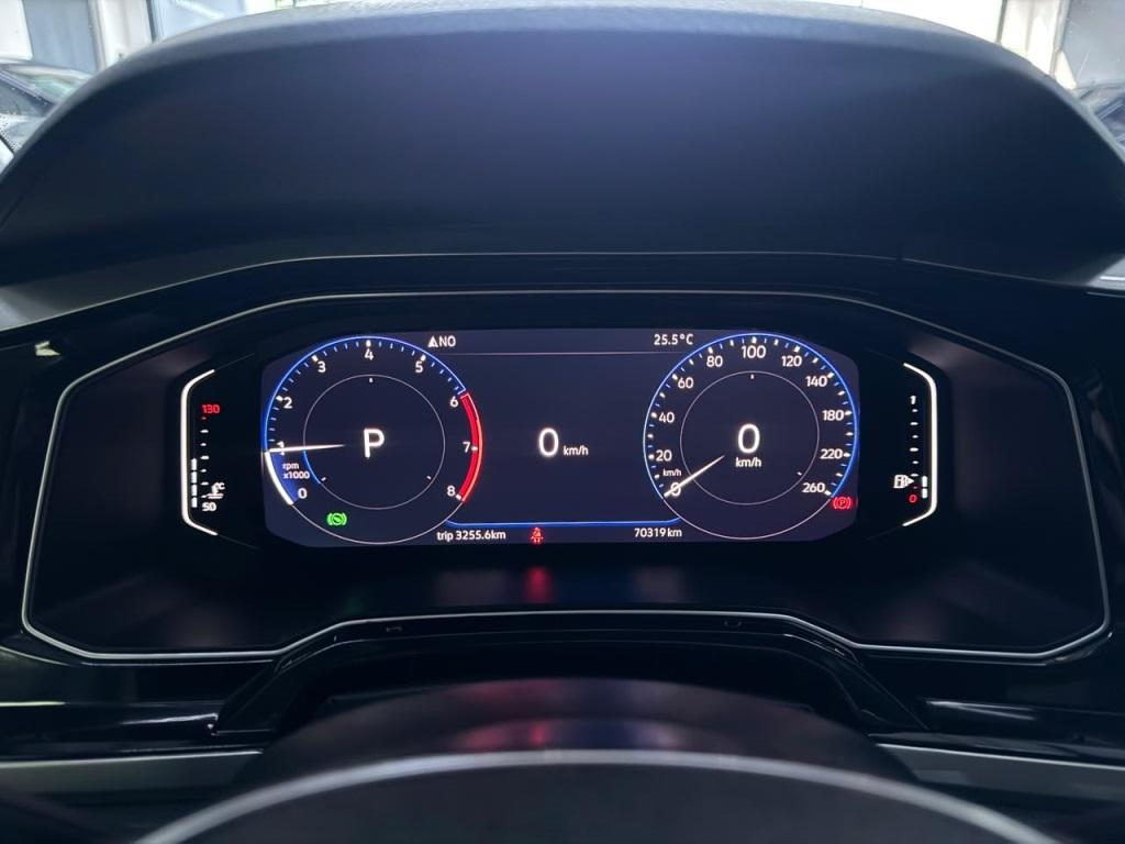VOLKSWAGEN Polo Hatch - Foto