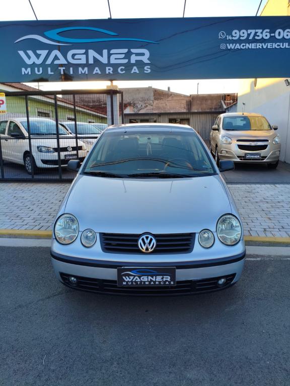 VOLKSWAGEN Polo Sedan - Foto