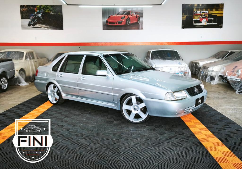 VOLKSWAGEN Santana