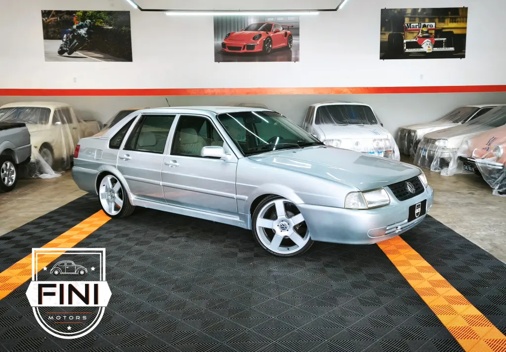 VOLKSWAGEN Santana