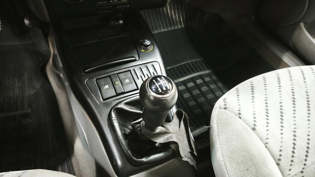 VOLKSWAGEN Santana - Foto