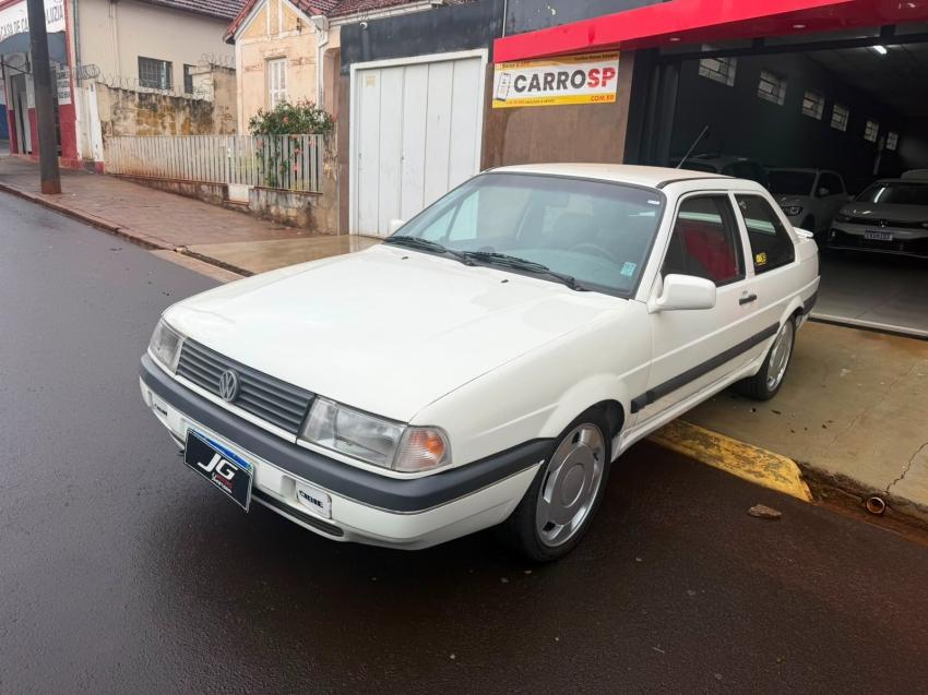 VOLKSWAGEN Santana