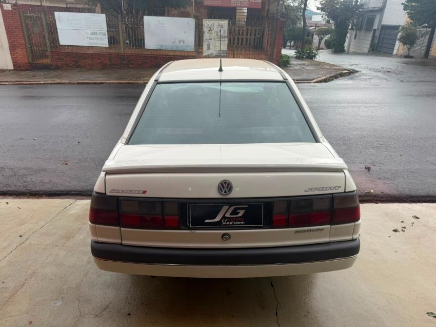 VOLKSWAGEN Santana - Foto