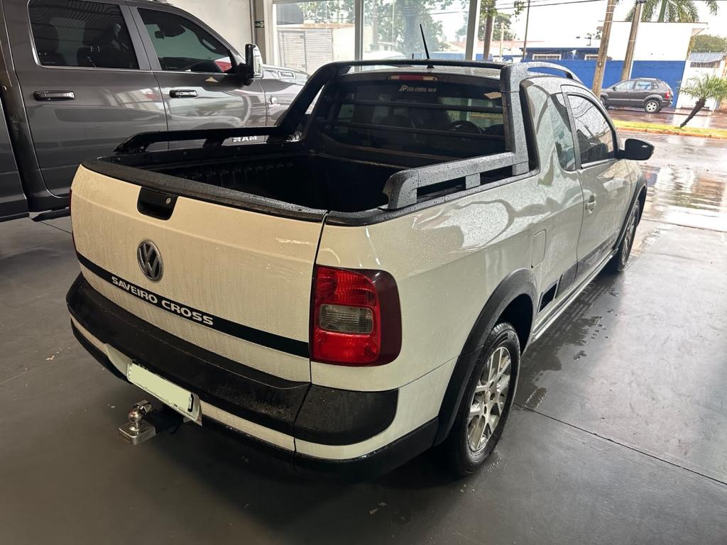 VOLKSWAGEN Saveiro - Foto