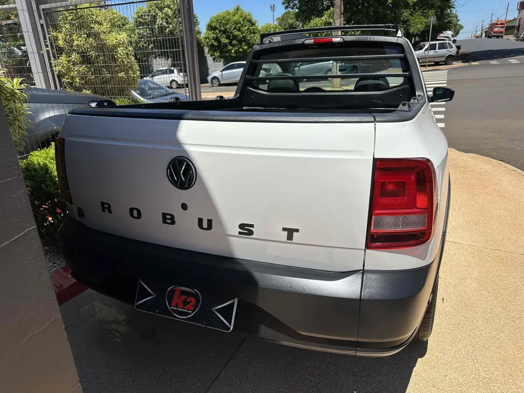 VOLKSWAGEN Saveiro - Foto