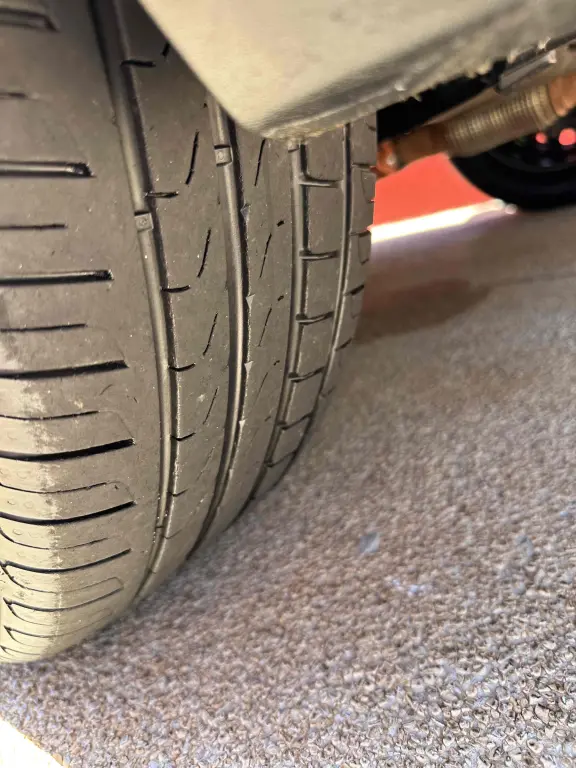 VOLKSWAGEN Saveiro - Foto