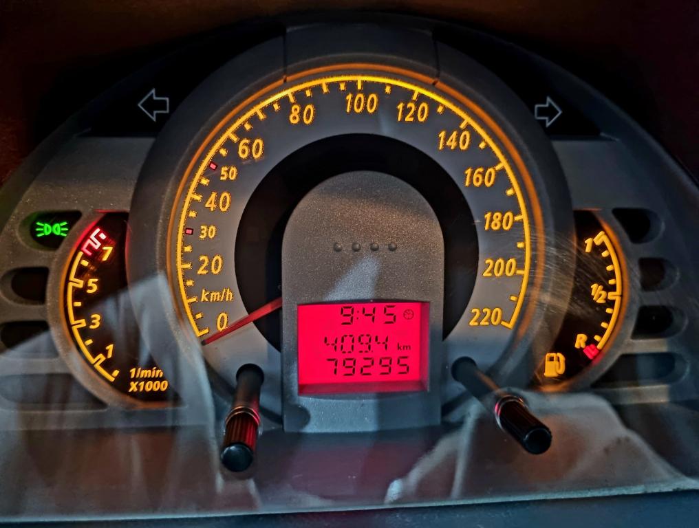 VOLKSWAGEN Saveiro - Miniatura