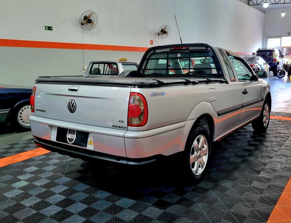 VOLKSWAGEN Saveiro - Foto