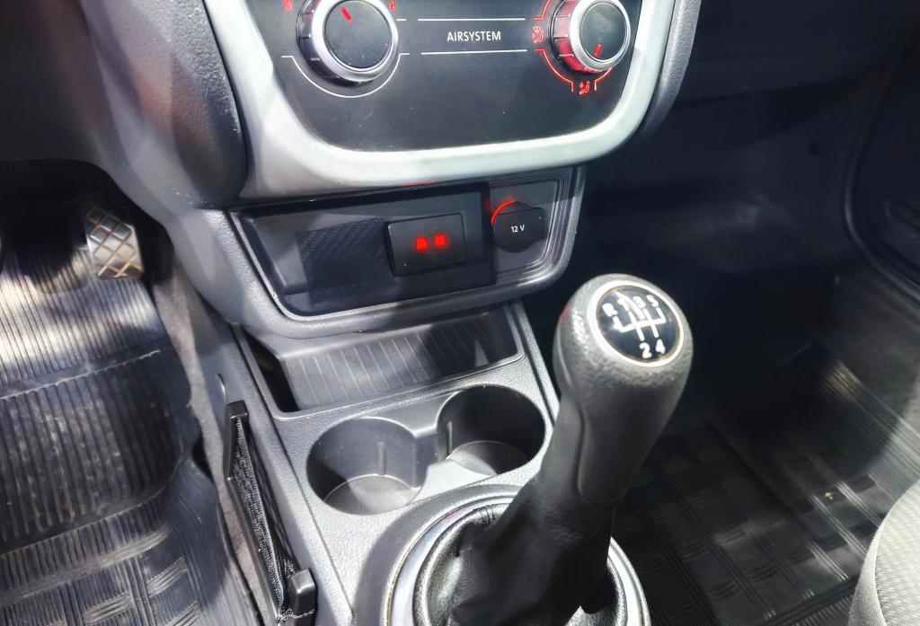 VOLKSWAGEN Saveiro - Foto