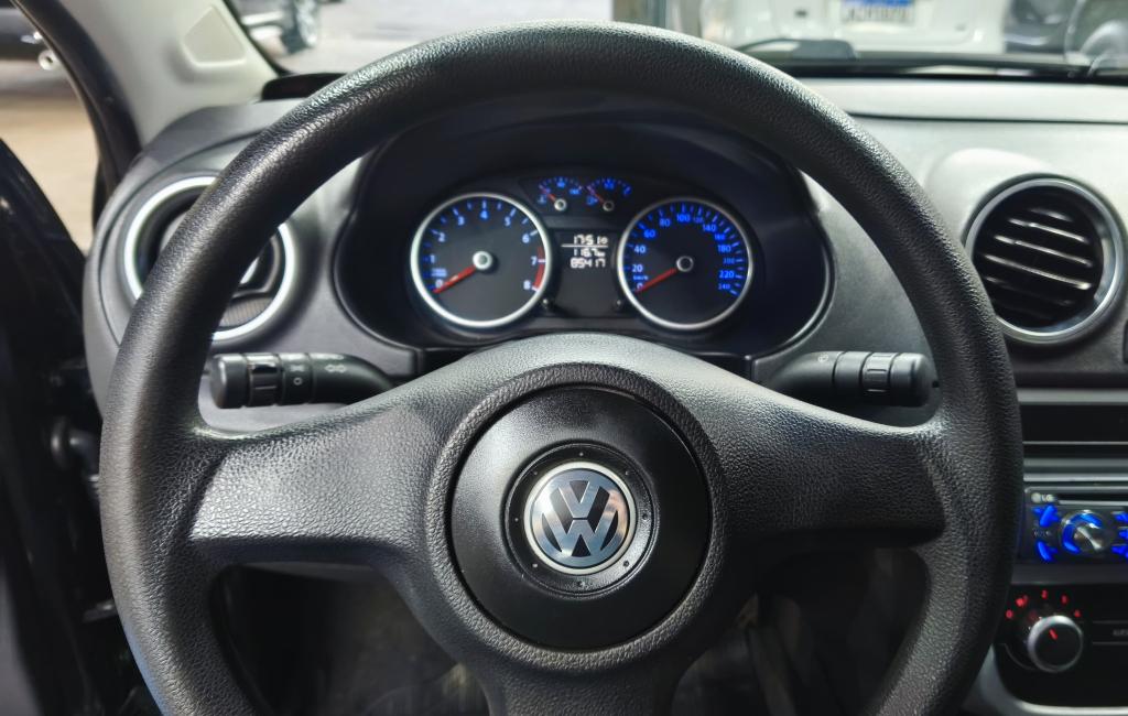 VOLKSWAGEN Saveiro - Foto