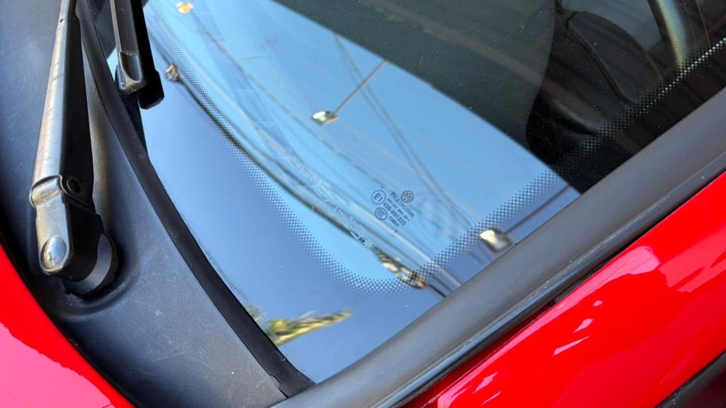 VOLKSWAGEN Saveiro - Foto