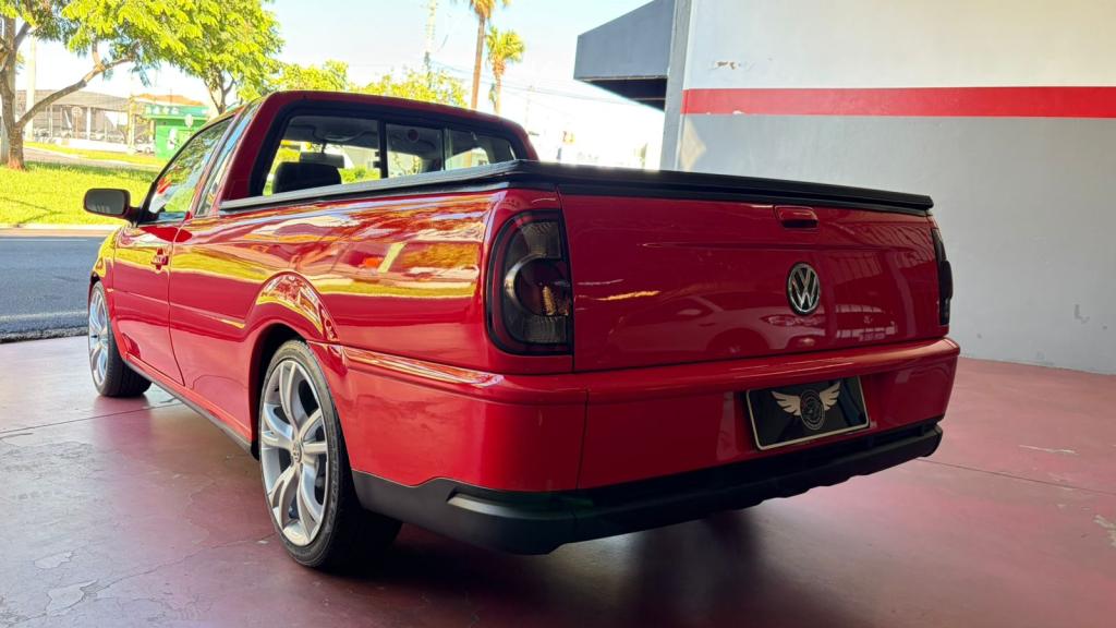 VOLKSWAGEN Saveiro - Foto