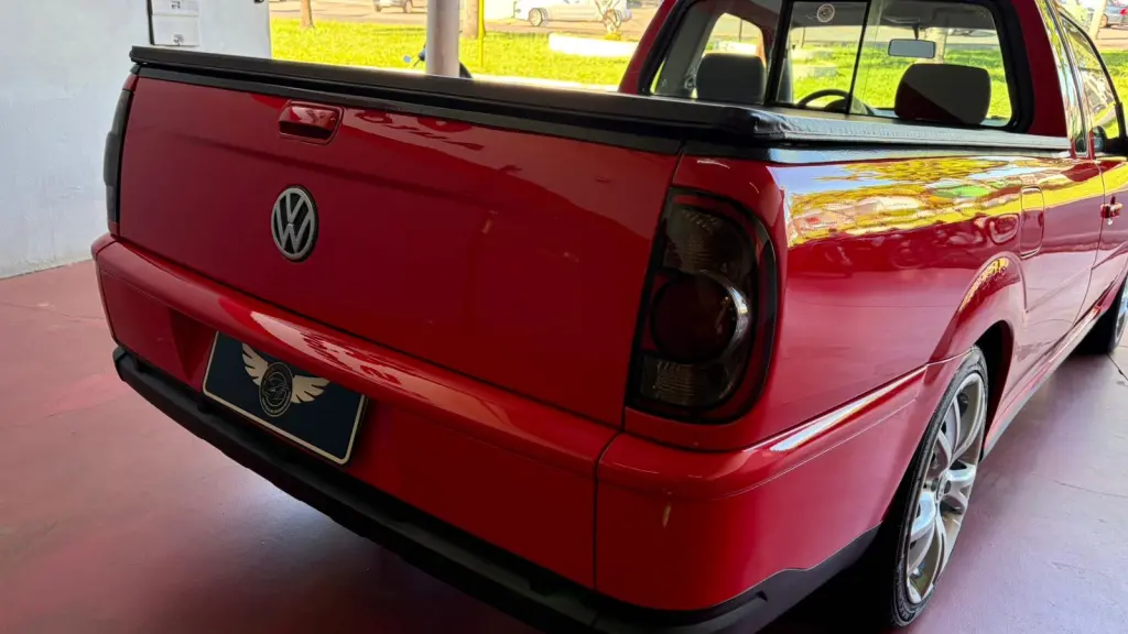 VOLKSWAGEN Saveiro - Foto