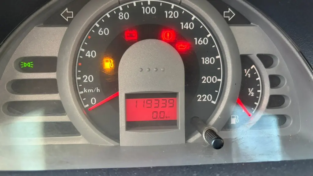 VOLKSWAGEN Saveiro - Foto