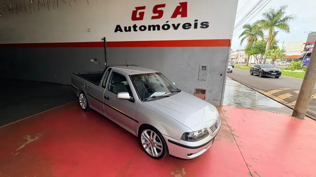 VOLKSWAGEN Saveiro - Foto