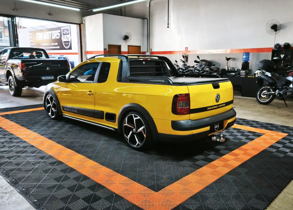 VOLKSWAGEN Saveiro - Foto