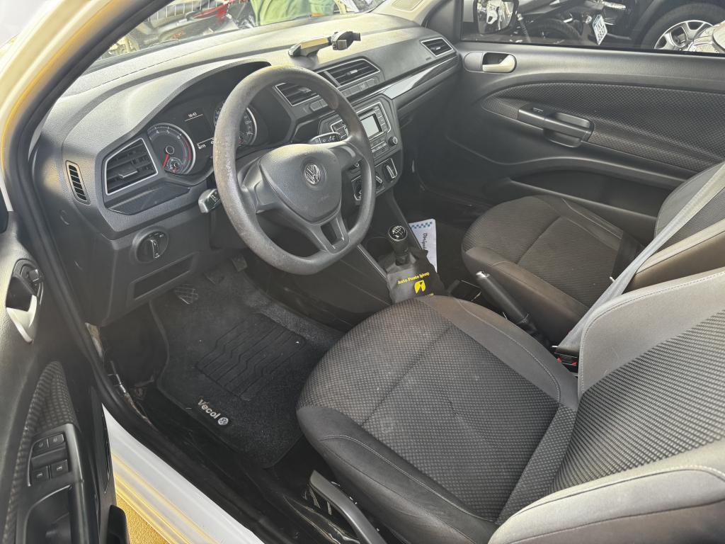 VOLKSWAGEN Saveiro - Foto