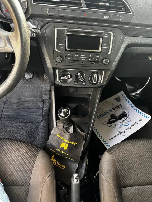 VOLKSWAGEN Saveiro - Foto