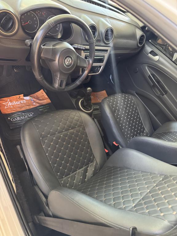 VOLKSWAGEN Saveiro - Foto