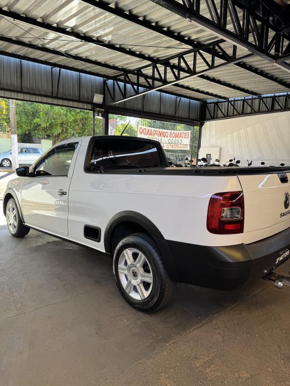 VOLKSWAGEN Saveiro - Foto