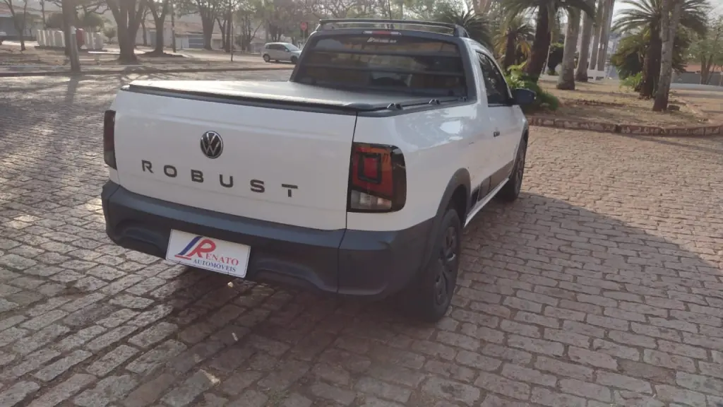 VOLKSWAGEN Saveiro - Foto