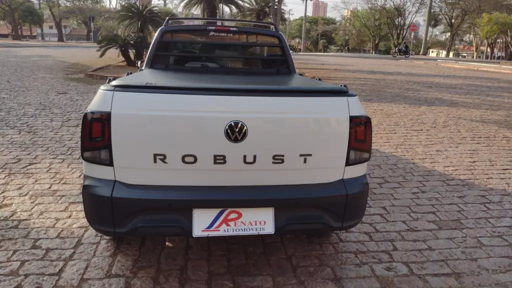 VOLKSWAGEN Saveiro - Foto