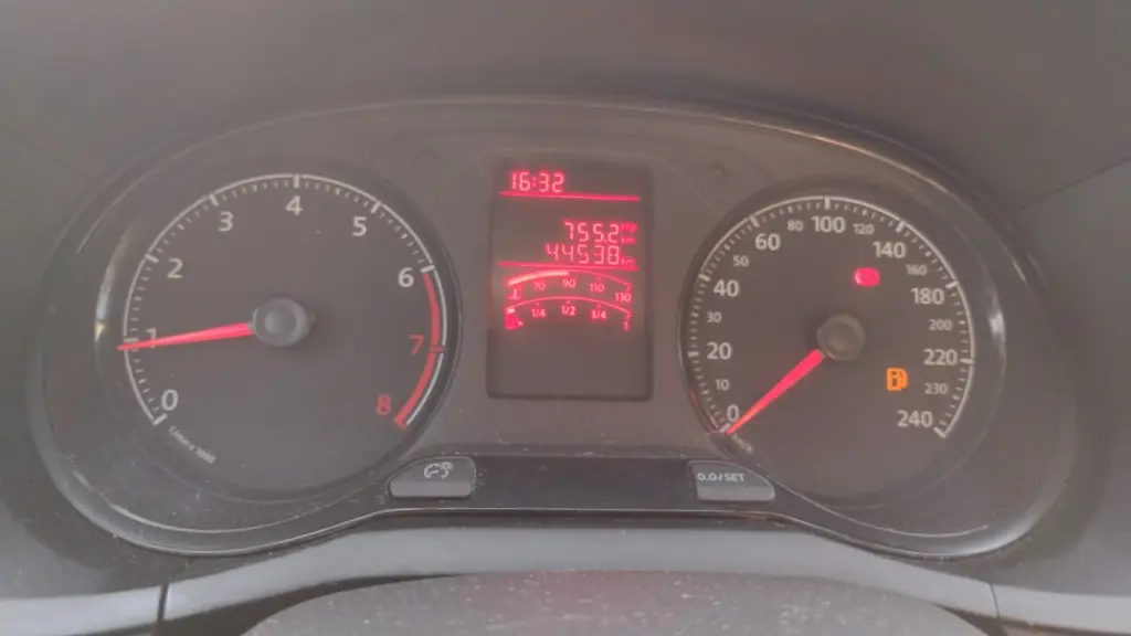 VOLKSWAGEN Saveiro - Foto