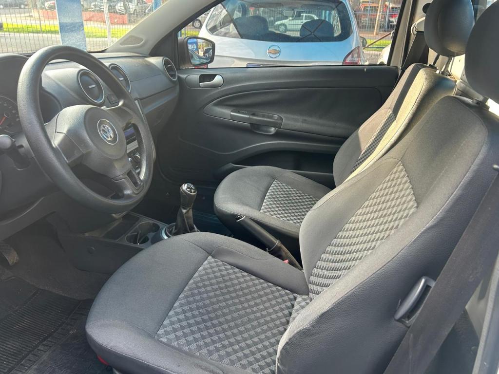 VOLKSWAGEN Saveiro - Foto