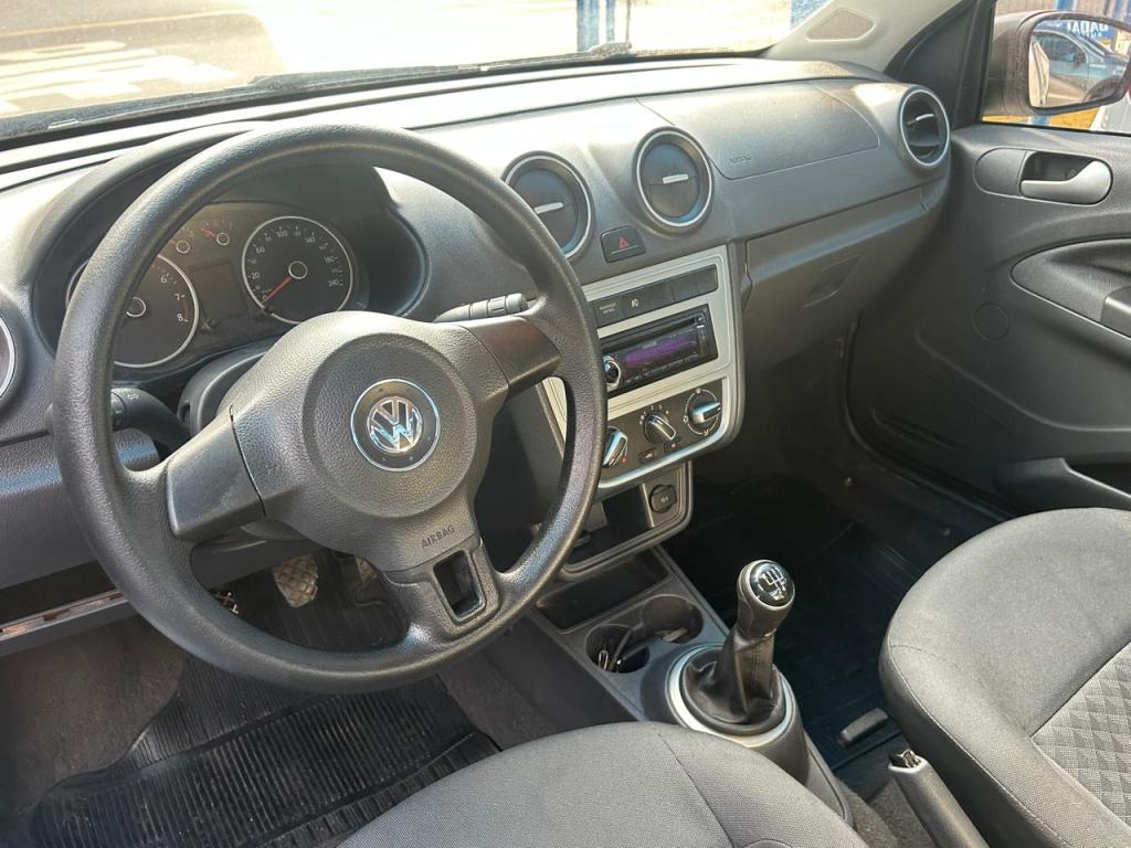 VOLKSWAGEN Saveiro - Foto