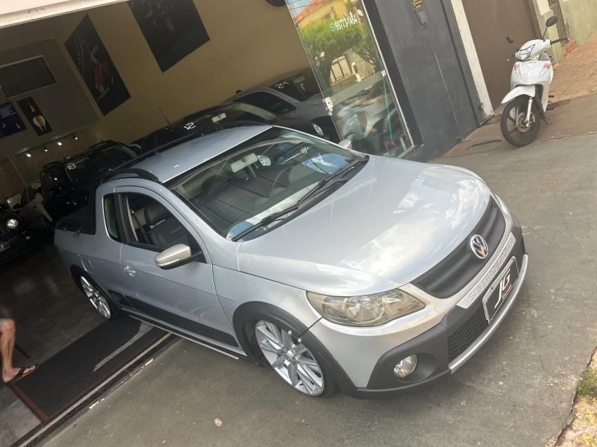 VOLKSWAGEN Saveiro - Foto