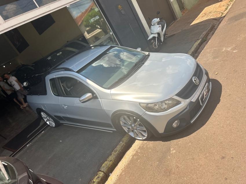 VOLKSWAGEN Saveiro - Foto