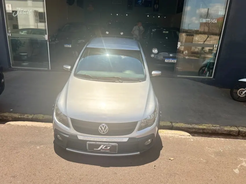 VOLKSWAGEN Saveiro - Foto