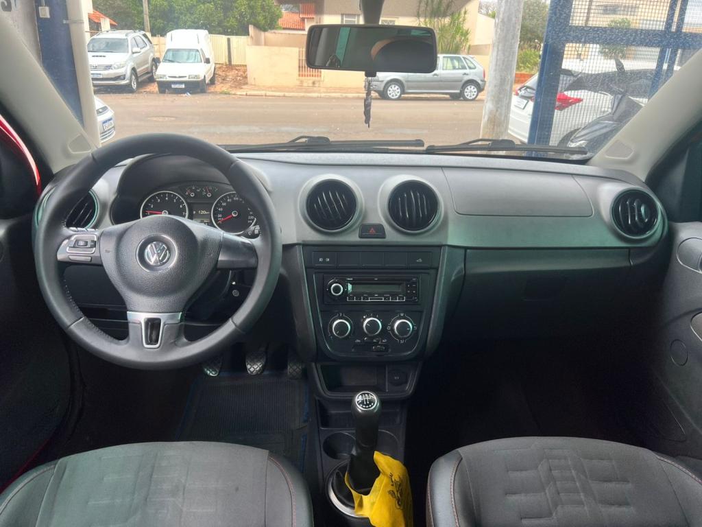 VOLKSWAGEN Saveiro - Foto