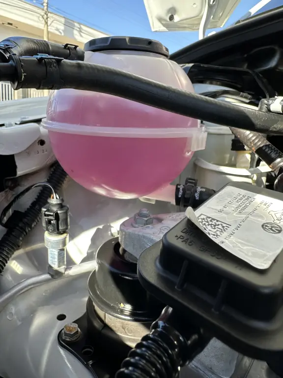 VOLKSWAGEN Saveiro - Foto