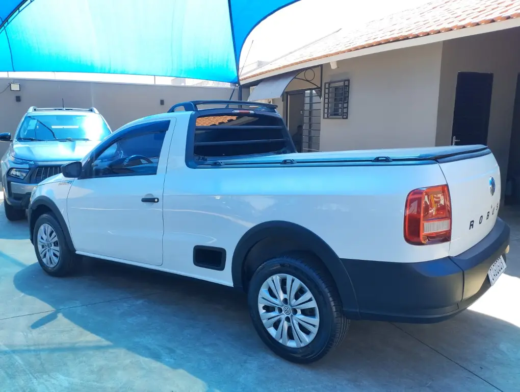 VOLKSWAGEN Saveiro - Foto