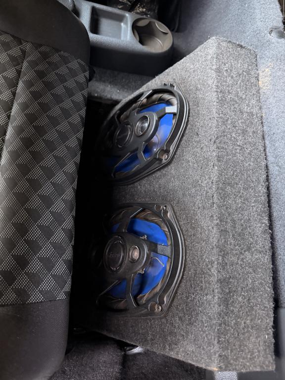 VOLKSWAGEN Saveiro - Foto