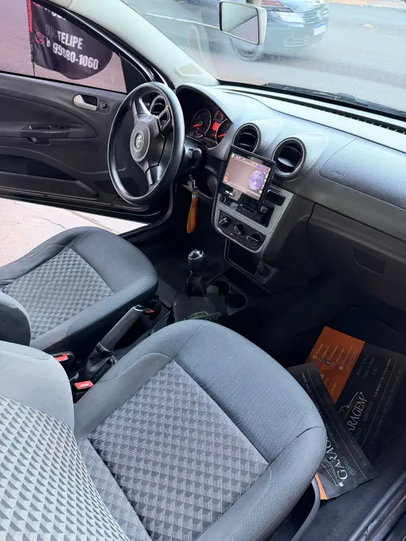 VOLKSWAGEN Saveiro - Foto