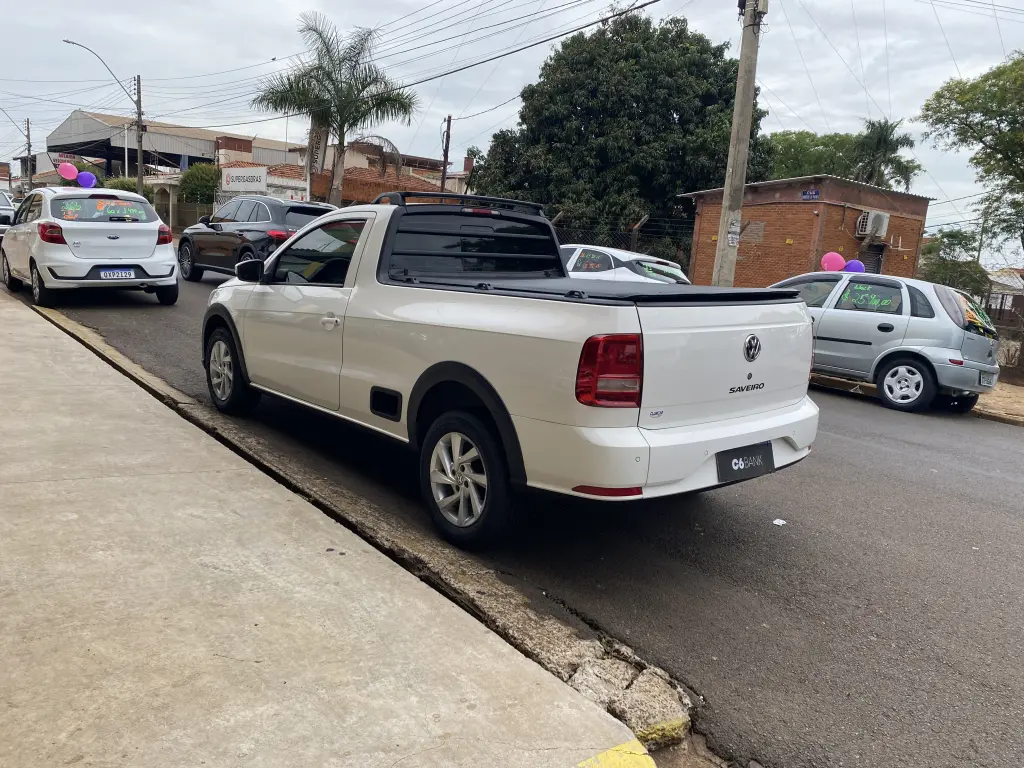 VOLKSWAGEN Saveiro - Foto