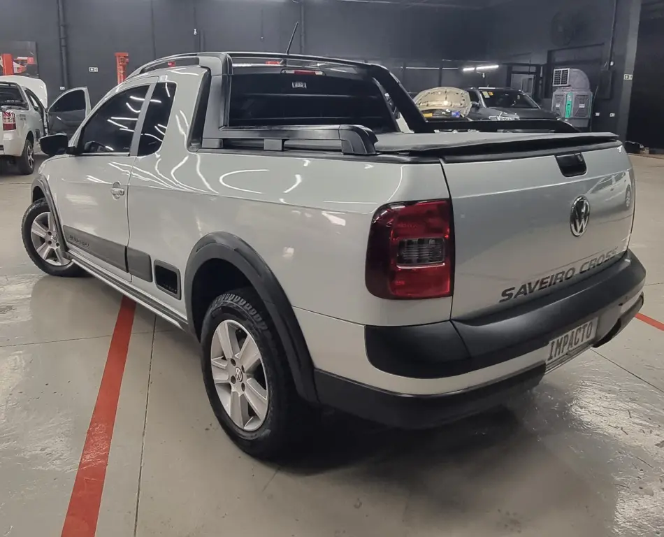 VOLKSWAGEN Saveiro - Foto