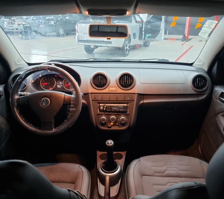 VOLKSWAGEN Saveiro - Foto